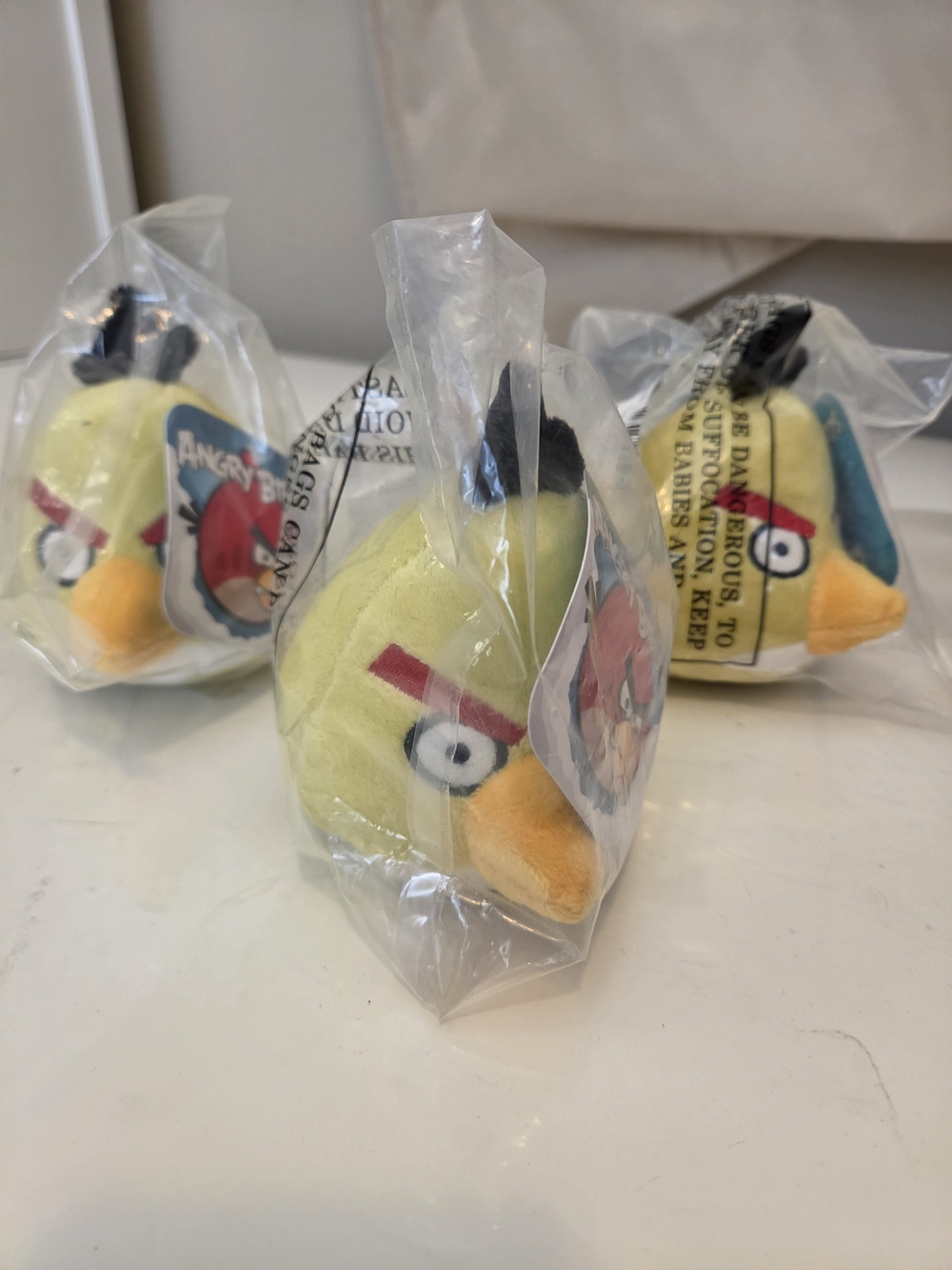 Official Angry Birds Chuck Yellow Bird Plush Lot of 3 NEW Sealed Commonwealth